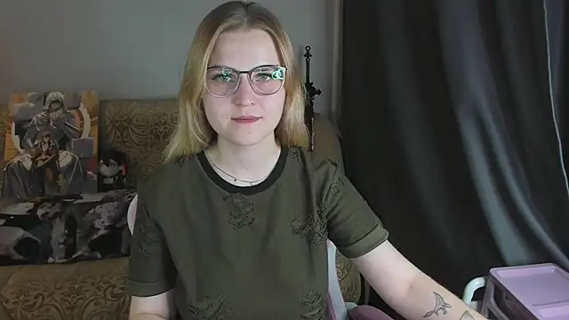 Chat +18 de MissBrightShine ao vivo