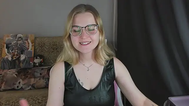 MissBrightShine Chat XXX in diretta