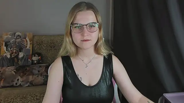 MissBrightShine Live XXX-Chat