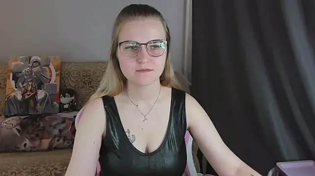 MissBrightShine's Live XXX Chat