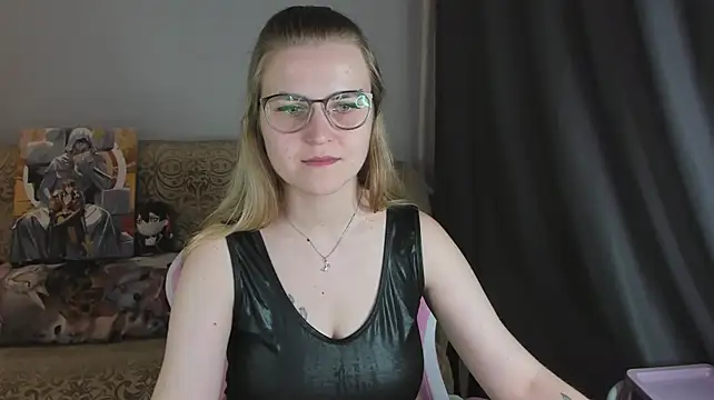 MissBrightShine Live XXX-Chat