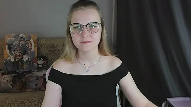 Chatroom XXX en direct de MissBrightShine