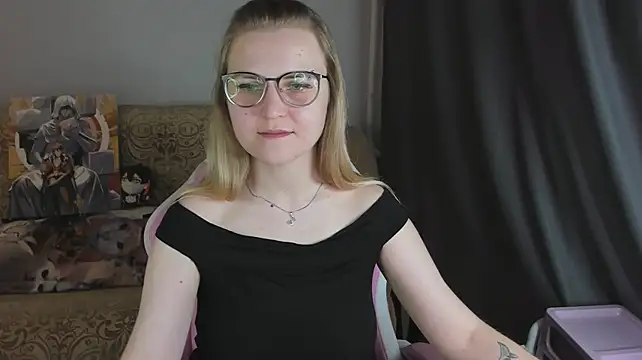 Chat +18 de MissBrightShine ao vivo