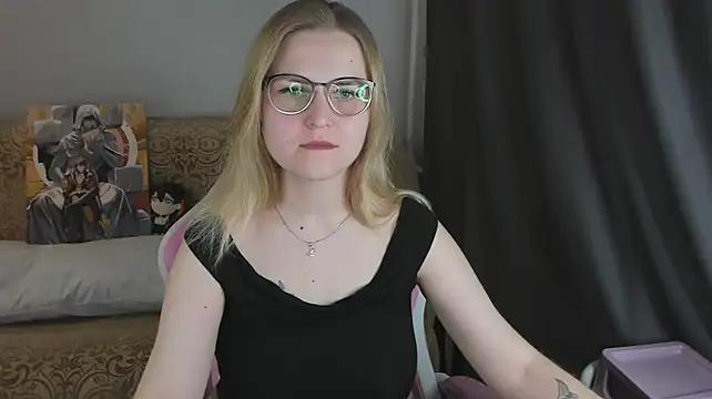 MissBrightShine's Live XXX Chat