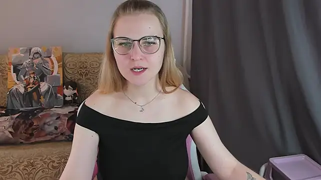 MissBrightShine's Live XXX Chat