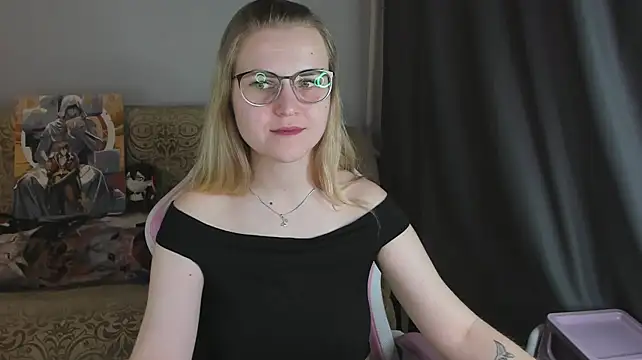 MissBrightShine Live XXX-Chat