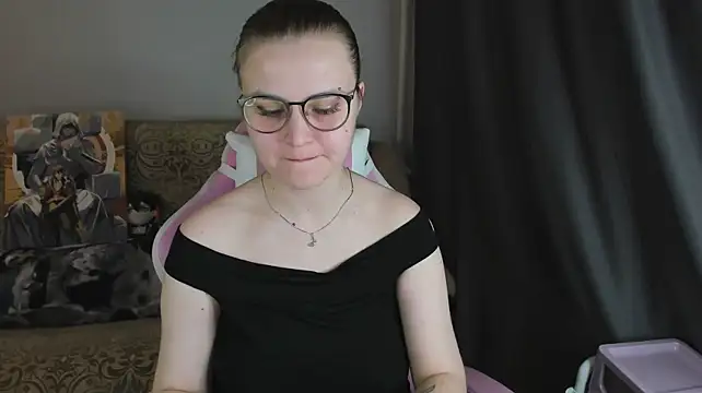 MissBrightShine Adlı Modelin Canlı XXX Sohbeti