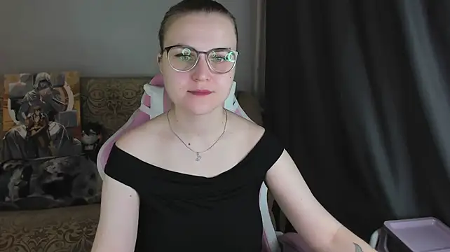 Онлайн чат XXX MissBrightShine