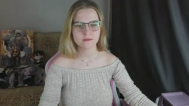 Chat XXX en directo de MissBrightShine