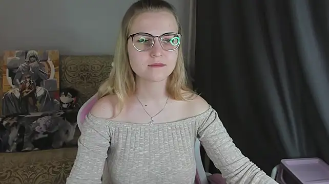 MissBrightShine's Live XXX Chat