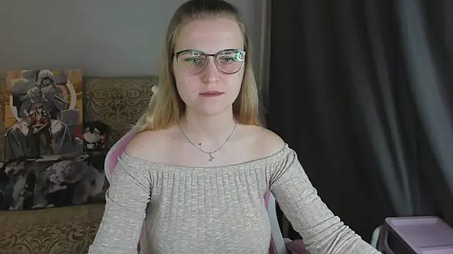 MissBrightShine élő XXX-chatje