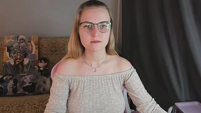Chatroom XXX en direct de MissBrightShine