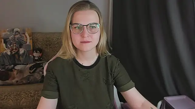 צ'אט XXX בשידור חי של MissBrightShine