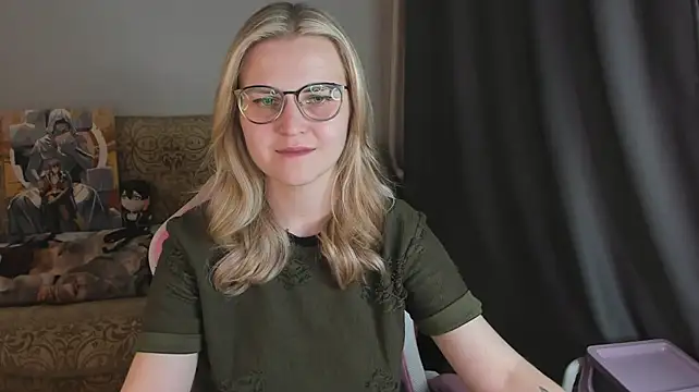 MissBrightShine's Live XXX Chat