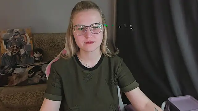 MissBrightShine's Live XXX Chat