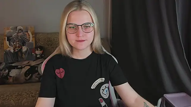 Chat +18 de MissBrightShine ao vivo