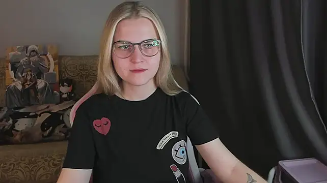 MissBrightShine's Live XXX Chat