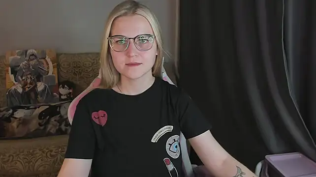 MissBrightShine's Live XXX Chat