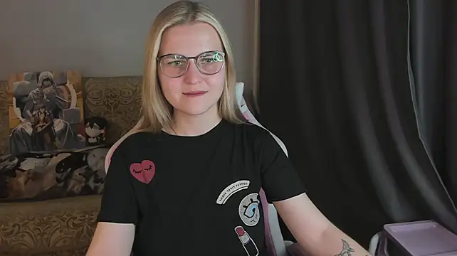 MissBrightShine's Live XXX Chat