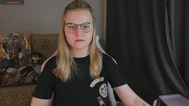 MissBrightShine's Live XXX Chat