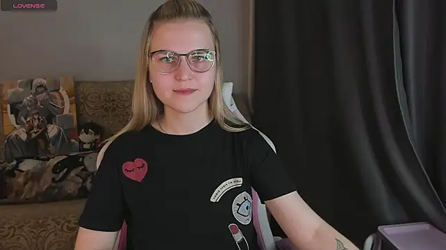 MissBrightShine's Live XXX Chat