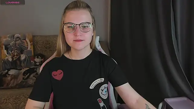 MissBrightShine's Live XXX Chat