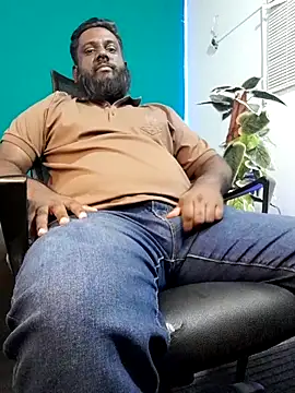 Rayansmith_ webkamerás műsora