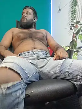 Rayansmith_ Show in webcam