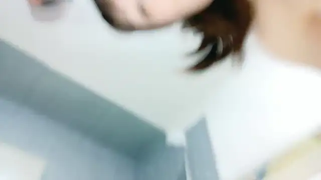 __marina__ Show in webcam