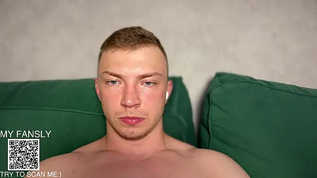 iron__chapn Webbikameraesitys