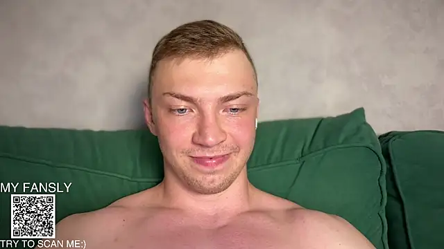 iron__chap's Webcam Show