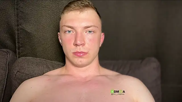 Show modela iron__chap na web-kameri