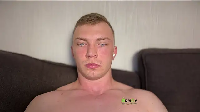 iron__chap – webcam-show