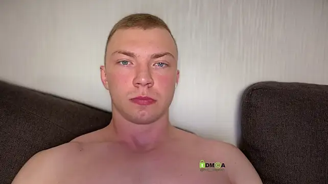 iron__chap Шоу с уебкамера