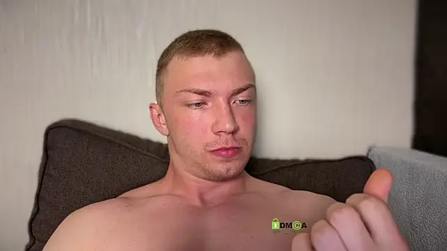 iron__chap Шоу с уебкамера