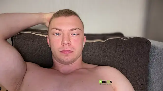 iron__chap Webcam show