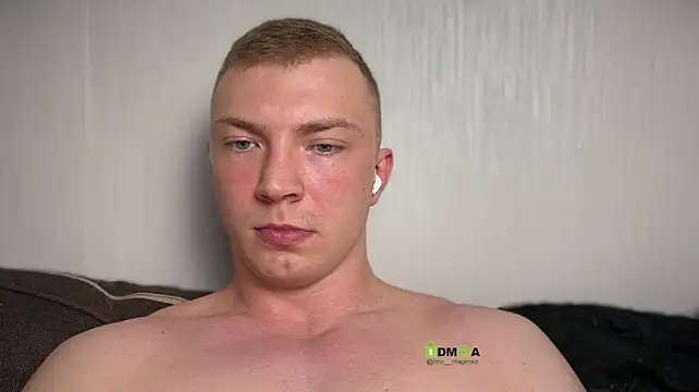 iron__chap Adlı Modelin Web Kamerası Şovu