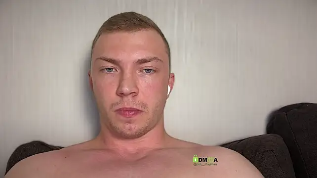 iron__chap's Live XXX Chat