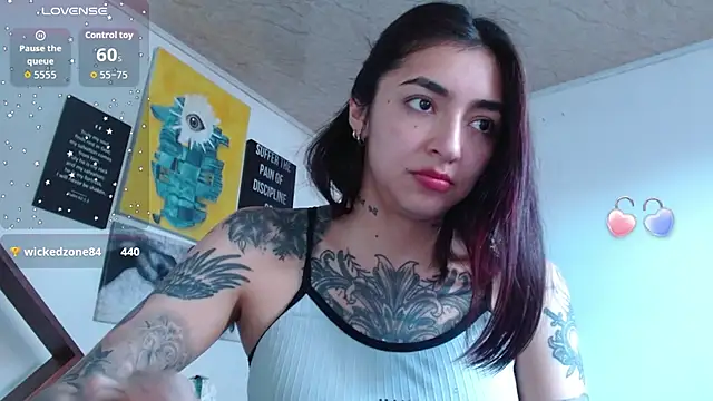 ZoeBakers_'s Live XXX Chat
