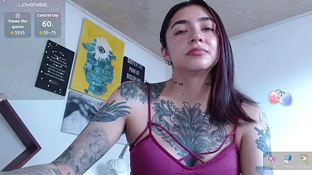 Chatroom XXX en direct de ZoeBakers_