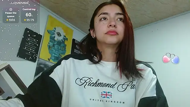 Chatroom XXX en direct de ZoeBakers_