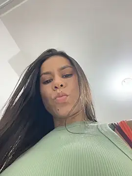 Онлайн чат XXX dominantandsubmissiveshow