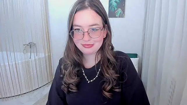 WishToBloom Adlı Modelin Canlı XXX Sohbeti