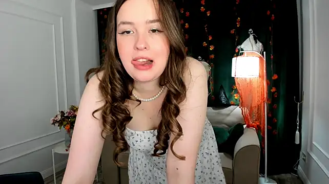 WishToBloom's Live XXX Chat