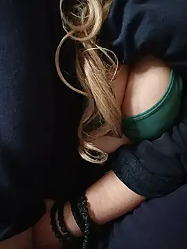 Danai222 라이브 XXX 채팅