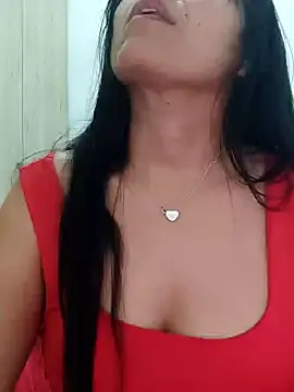 korayma_torres Adlı Modelin Canlı XXX Sohbeti