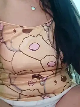 Chatroom XXX en direct de korayma_torres