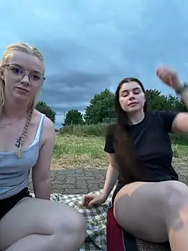 EllyNoran Webbikameraesitys