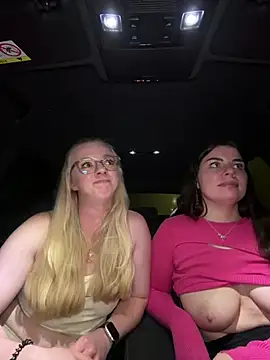EllyNora Webcam Show