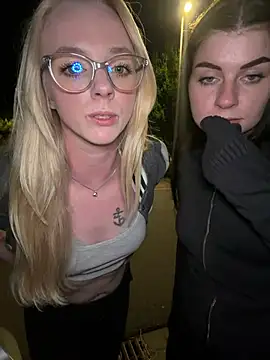 EllyNora's Webcam Show